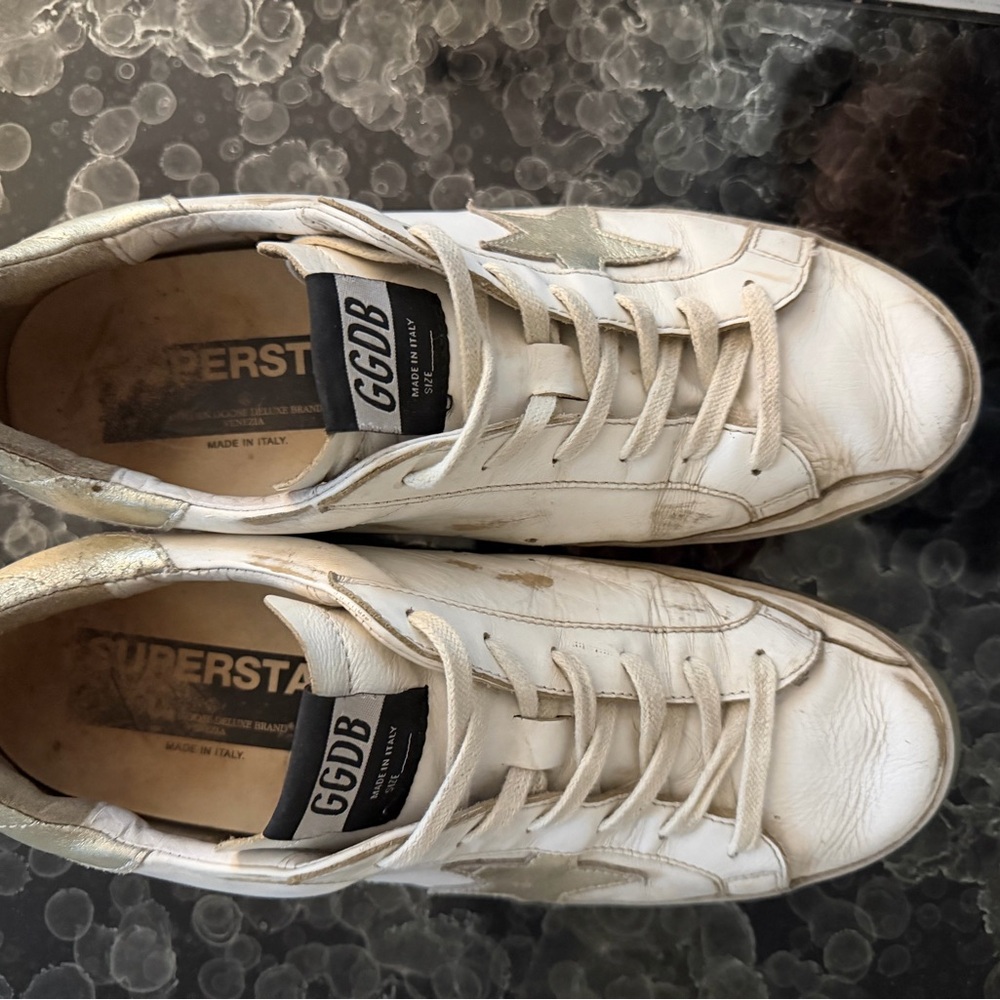 Golden Goose SUPERSTAR Sneakers - Picture 4 of 6